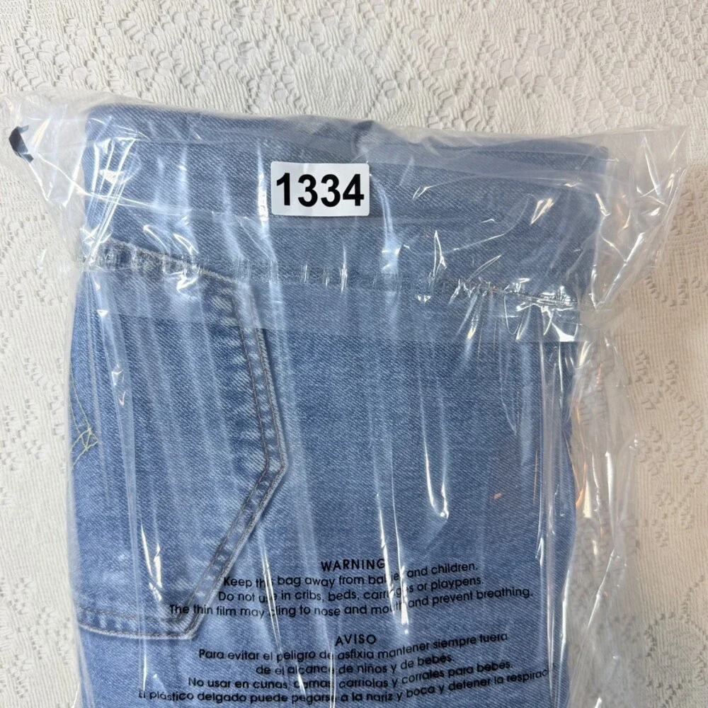 Levis  pre owned